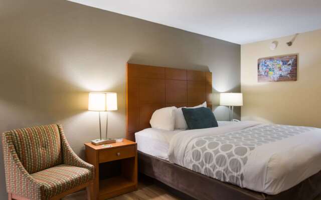 Econo Lodge Inn & Suites Hardeeville-I-95