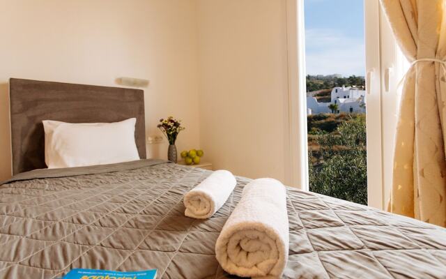 Nikos Hotel