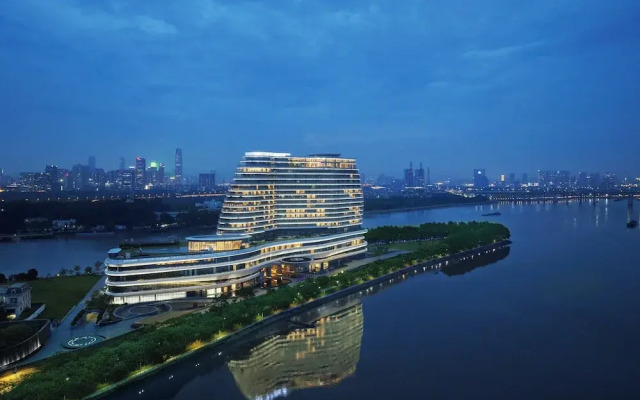 Vignette Collection Guangzhou Xanadu Hotel by IHG