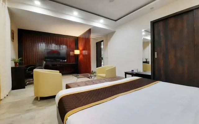 Hotel Sai Village Cyber Park