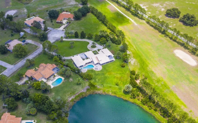 Swiss 67 - Lake Denise