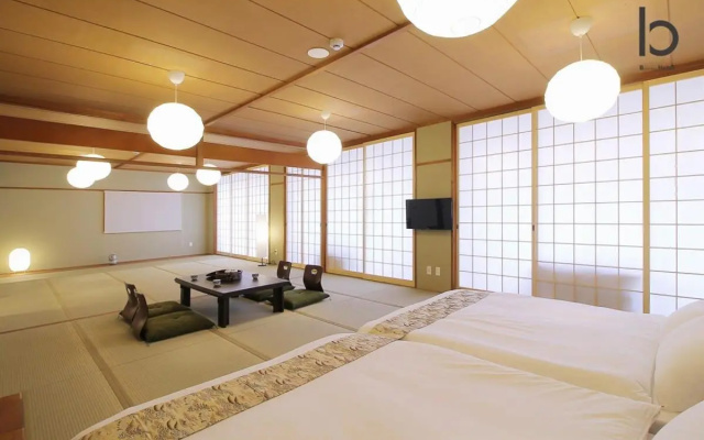 Large 2 bedroom apartment for 12people (301) – Hotel Rooms – Hiroshima