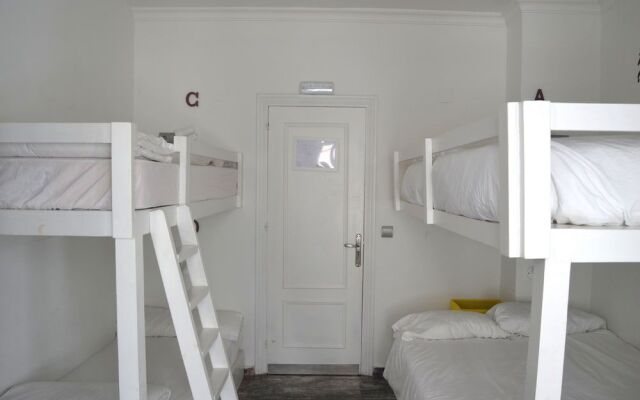 La Cocotera Boutique Hostel & Coworking