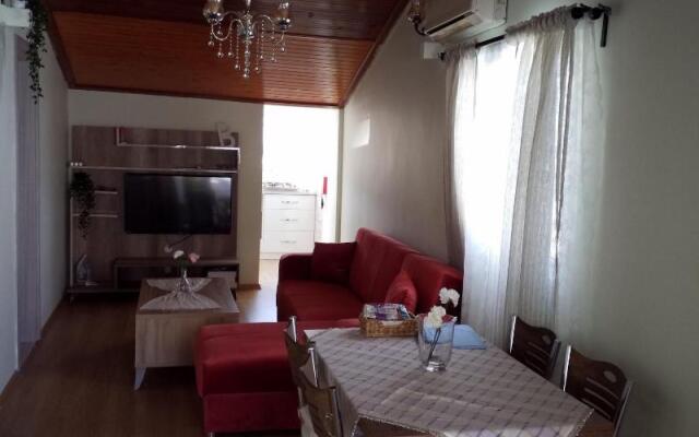 Kamelya Apartments