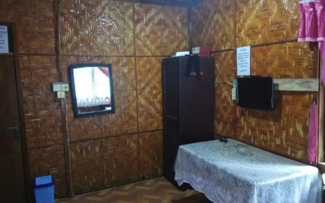 Lembah Biru Lagoon By Zuzu