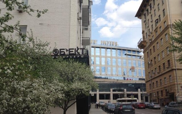 Fortline Apartments Smolenskaya
