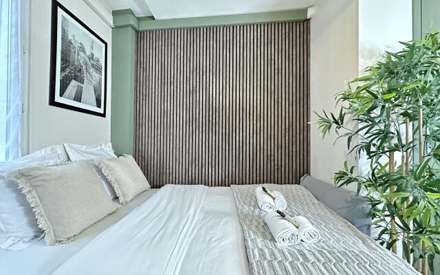 B 5496  - Gare Montparnasse - Cosy studio