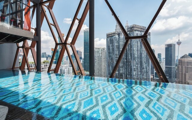 Scarletz KLCC Apartments By Soulasia
