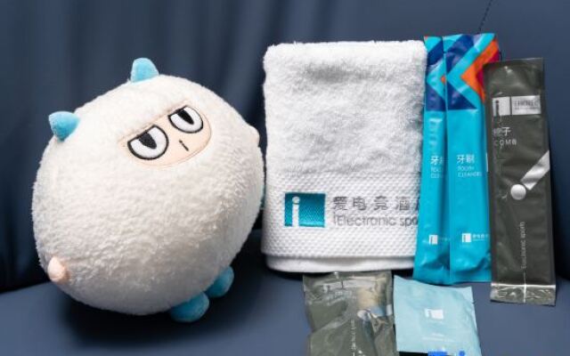 i Electronic Sports Hotel (Zhengzhou Jiankang Road)