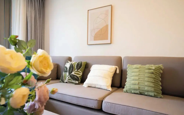 Tyms Modern 1BR 1BA Suite Xujiahui Shops