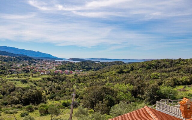 Stunning Home in Rab With Wifi and 3 Bedrooms