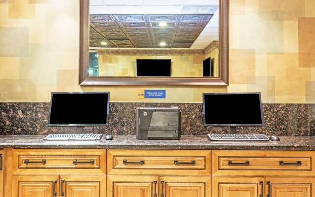 Days Inn by Wyndham Fort Lauderdale-Oakland Park Airport N