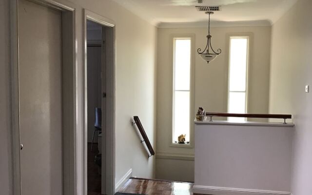 Mangerton Sweet Home