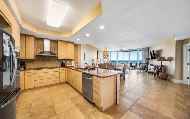 Crd0811 3 Bedroom Condo