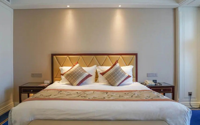 Great Wall Jianguo Hotel