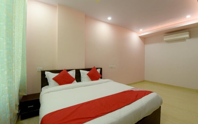 OYO 79935 Collection O Hotel Danaria