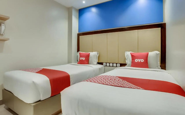 Liv Hotel by OYO Rooms