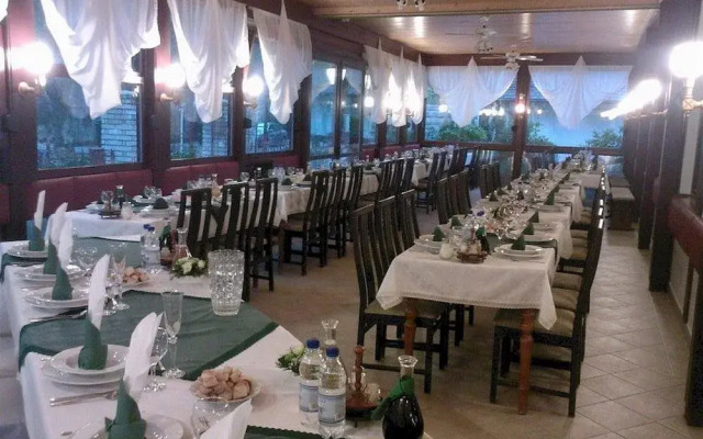 Park Hotel & Restaurant