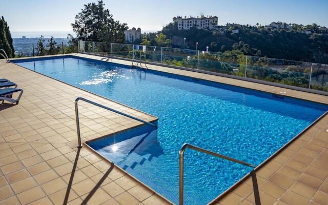 LCM - Modern 3 bedroom apt with stunning views