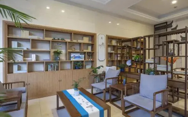 Manju Hotel Ningbo Polytechnic