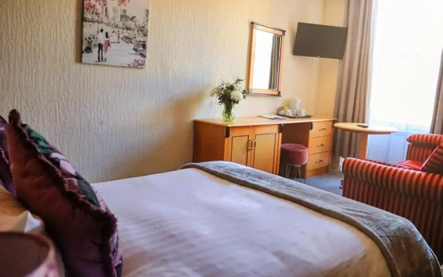 Royal Hotel Angus