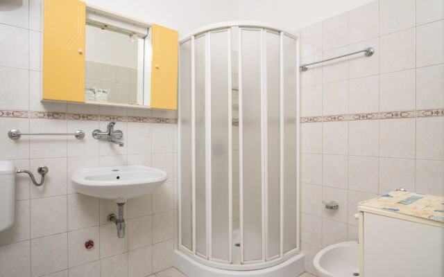 A1-apt w. Shared Pool & Balcony,next to the Beach