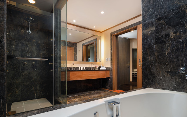 Crowne Plaza Bangkok Lumpini Park by IHG