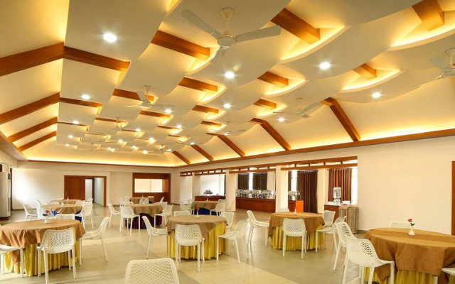 Kgees- HillTown Hotel