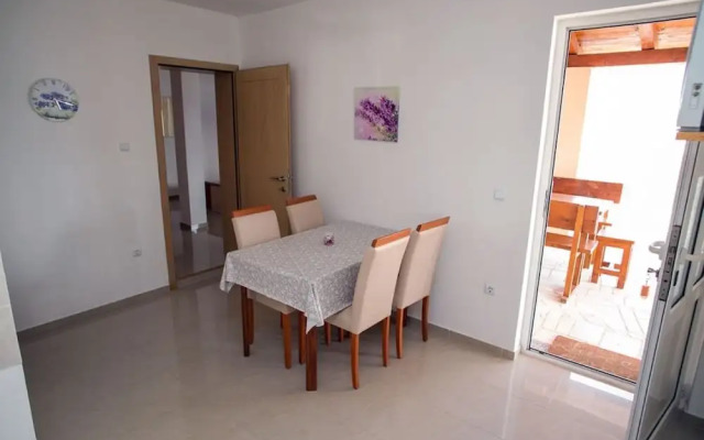 Irena - 100m From the sea - A1 Prizemlje