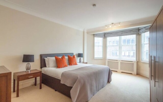 Spacious 2 Bed Apartment next to Regents Park