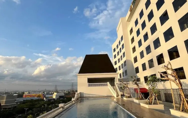 Grand Travello Hotel Bekasi