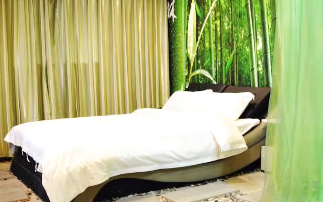 Chongqing Aichao Theme Hotel