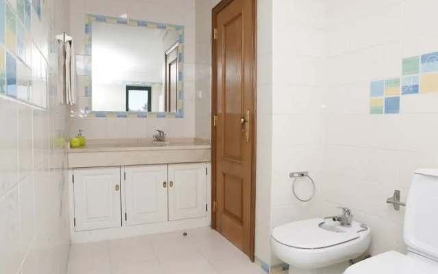 Wondrous Terrace Apartment in Cascais