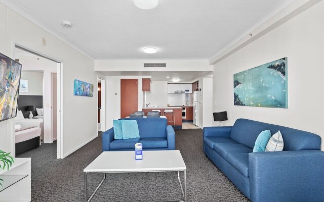 Towers of Chevron - Private Apartments