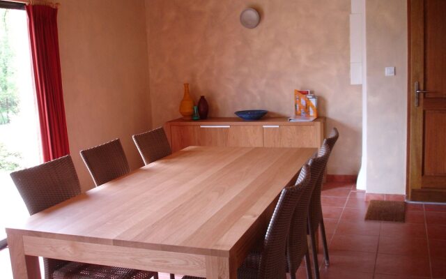 Well-kept, Detached Holiday Home With air Conditioning