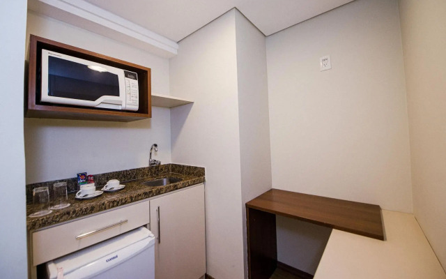 Mercure Curitiba Golden Hotel