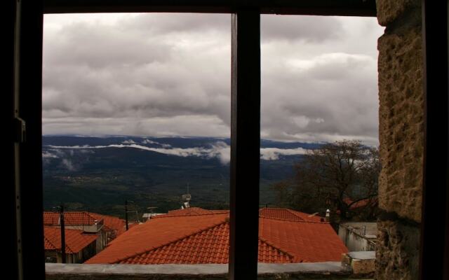 Taygetos' Balcony Hotel