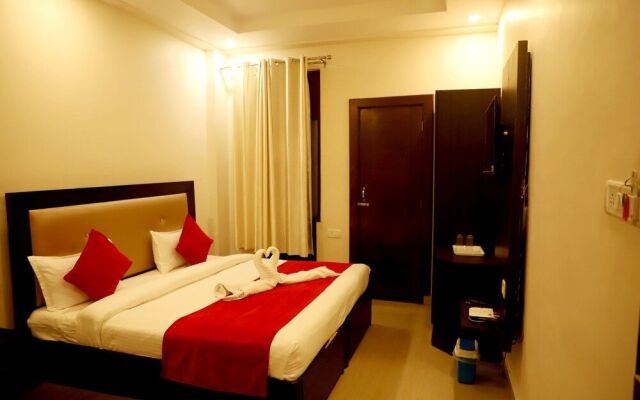 Petals Krish Grand Hotel