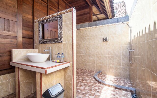 Lembongan Garden Cottages