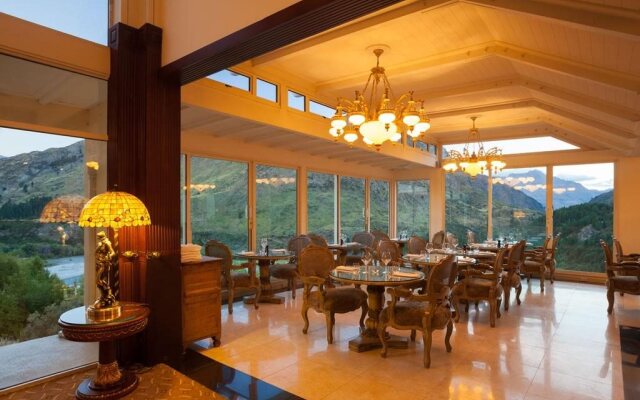 Nugget Point Resort and Spa