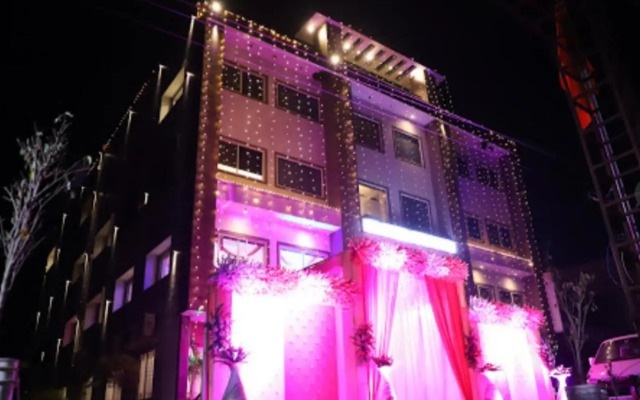 OYO 19312 Hotel Shiv Shakti