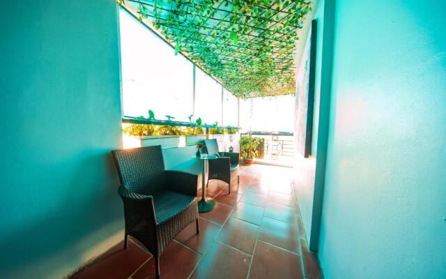 Golden Legend Diamond Hotel