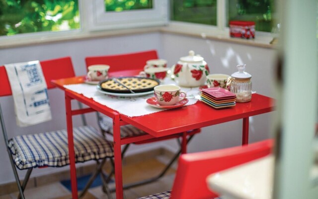 Amazing Home in Kastav With Wifi and 2 Bedrooms