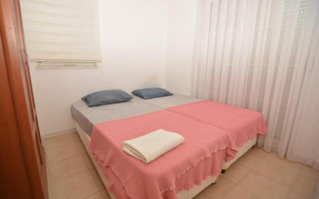 Bella Villa 6