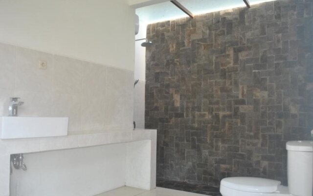 Lovina Villa Cinta