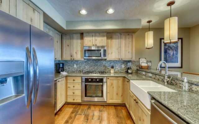 Luxury 2 Bedroom Ski in, Ski out One Ski Hill Residence Located at the Base of Peak 8 with Outdoor Plaza