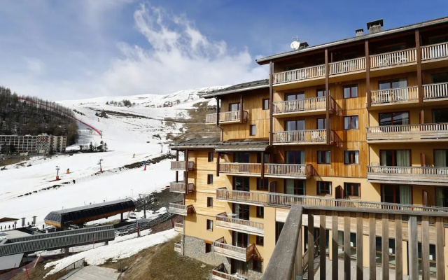 Apartment in Orcieres With Ski Slope Access
