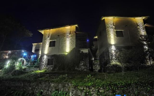 Xinlv Time Inn (Yuanyang Terraced Field Scenic Area)