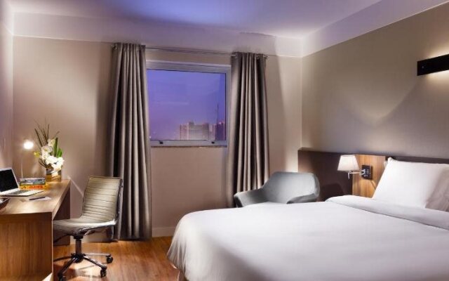 Delmond Hotel