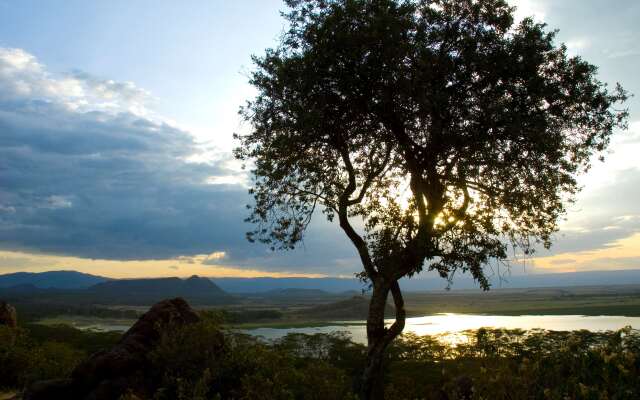 Jacaranda Lake Elementaita Lodge